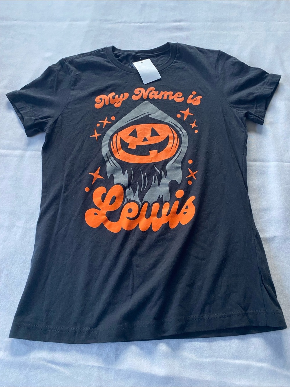 NWT Halloween Pumpkin "My Name is Lewis" T-Shirt Size Women’s Medium